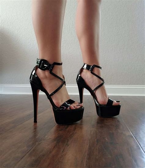 goddess gabriella foot